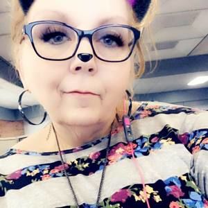 Meet your Posher, Linda